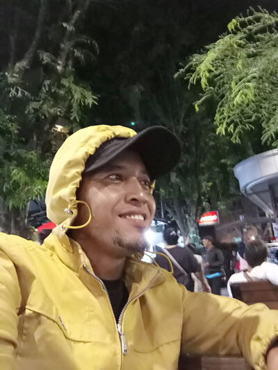  ,   Minggu, 48 ,   ,   , c 