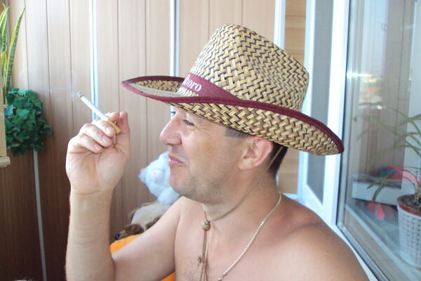  ,   Sasha, 50 ,   