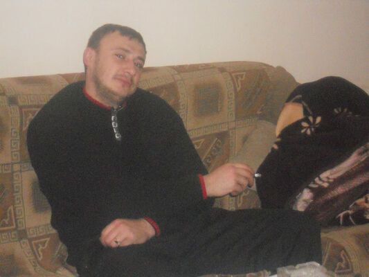  ,   YANIS, 40 ,   