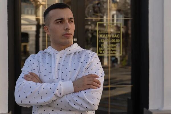  ,   Maksim, 29 ,   ,   , c , 