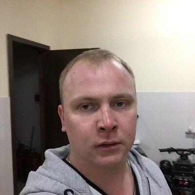  ,   Vanya, 32 ,   ,   , c 