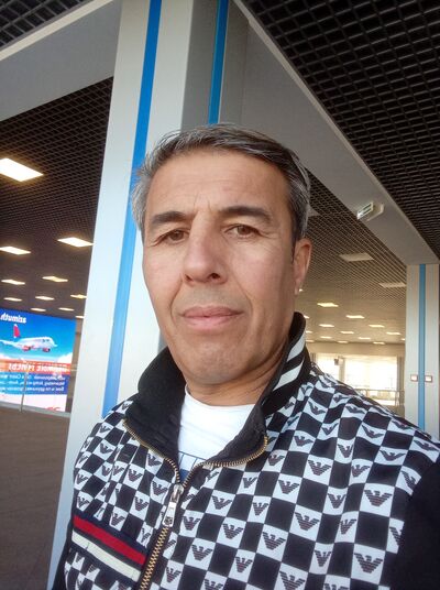  ,   Mona, 47 ,   c 
