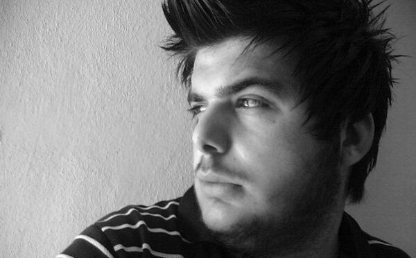  ,   Emre, 38 ,   ,   , c 