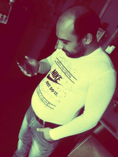  -,   Leo, 35 ,   ,   