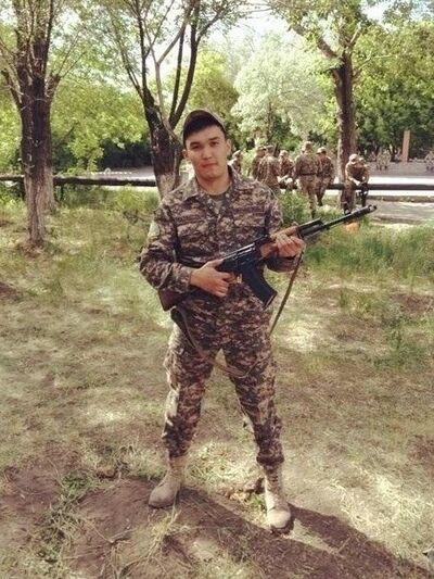  ,   Akhmet, 32 ,   