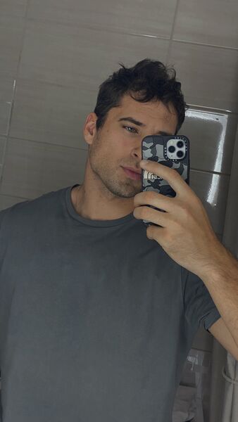  ,   Alex, 32 ,   ,   , c , 