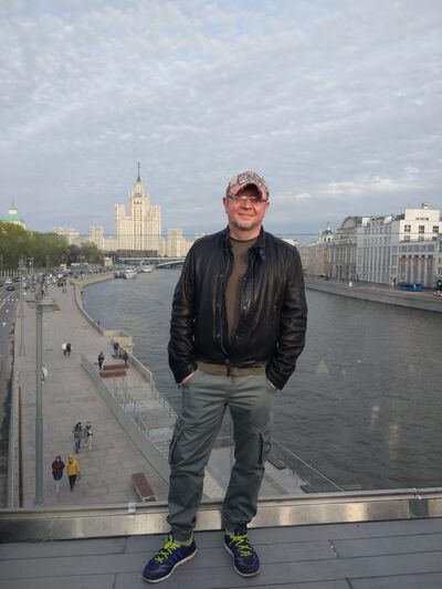  ,   Oleg, 49 ,   ,   , c 