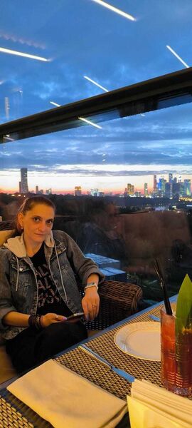  ,   Nika, 38 ,   ,   