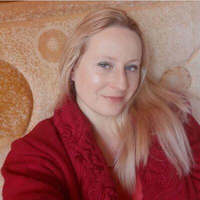  ,   Lena, 32 ,   ,   