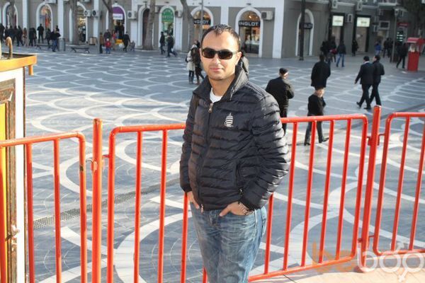  ,   Seymur, 41 ,  