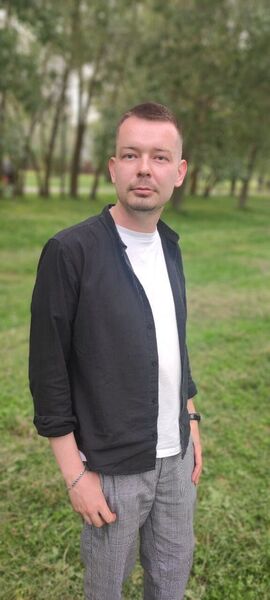  ,   Anton, 33 ,   ,   