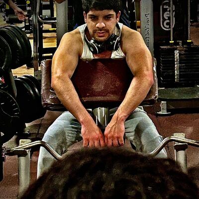  ,   Shamill, 24 ,   ,   