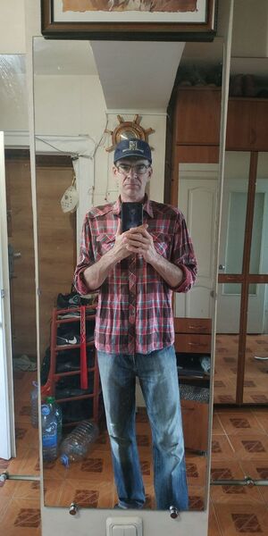  ,   Ivan, 54 ,   , 