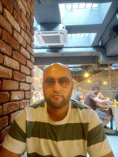  ,   Alibek, 33 ,   ,   
