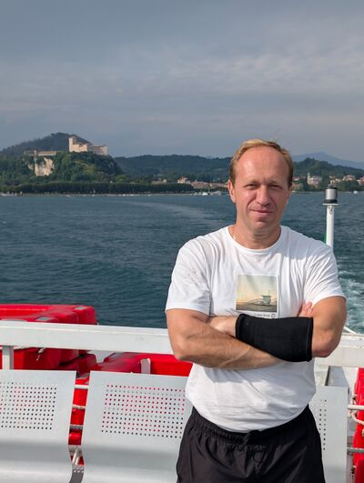  ,   Artem, 45 ,   ,   , c 