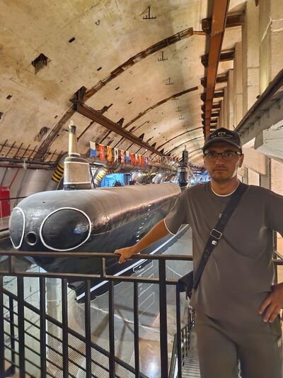  -,   Artem, 42 ,   ,   