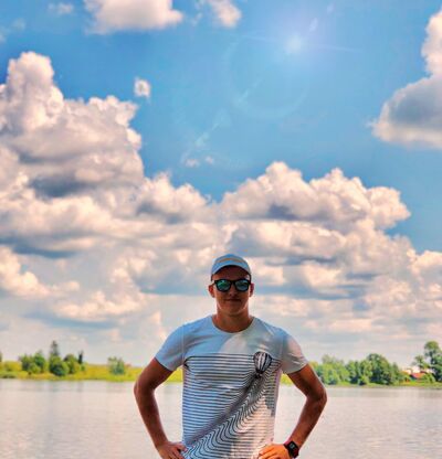  ,   Anton, 26 ,     , c 