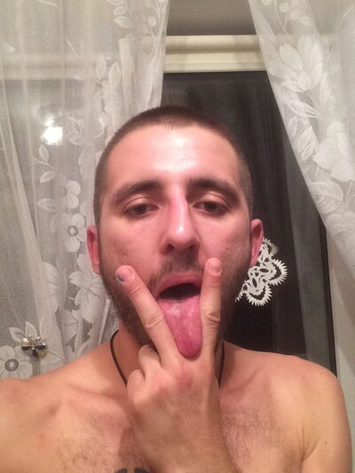  ,   Alexander, 28 ,   