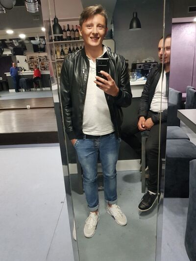  Praha,   Petr, 30 ,   ,   , c 