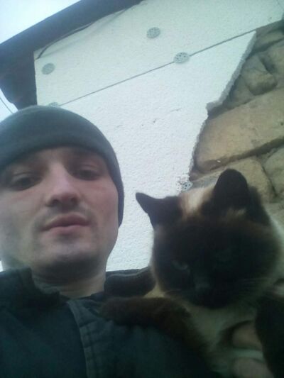  ,   Viktor, 32 ,   ,   , c 