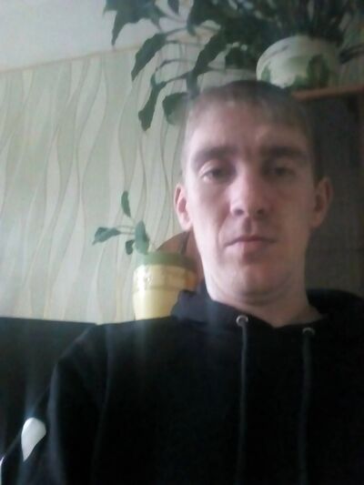  ,   Sasha, 34 ,   c 