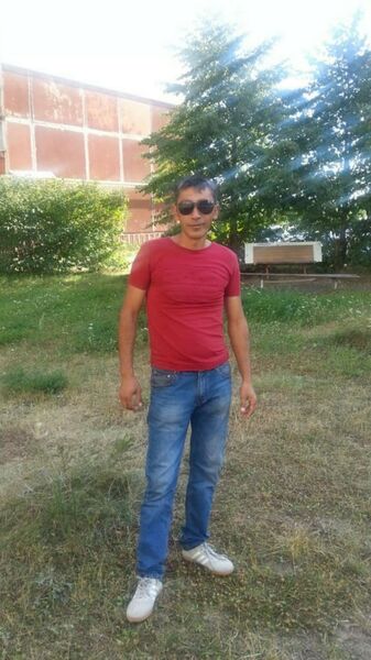   ,   Avazbek, 42 ,   ,   
