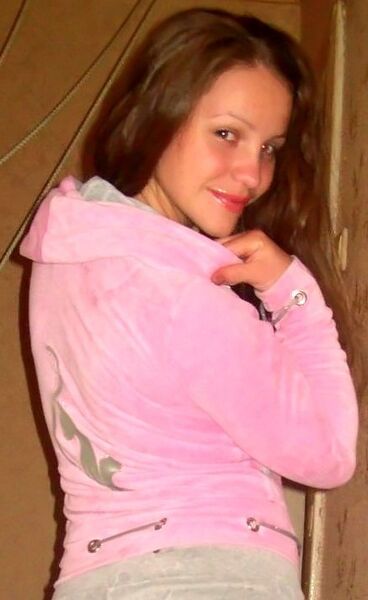  ,   Julia, 39 ,   