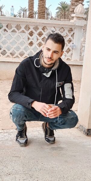  ,   Amar, 27 ,   ,   