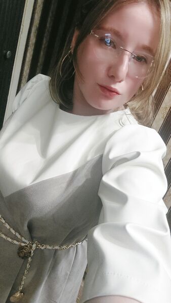  ,   Anna, 32 ,   , 