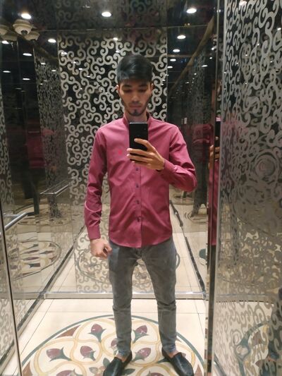  ,   Akbar, 32 ,   ,   , c , 