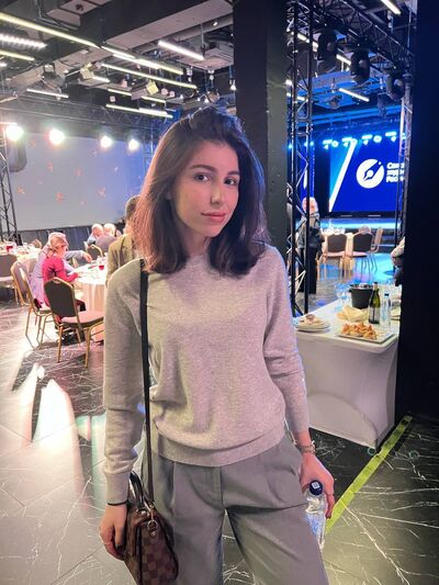  Adenau,   , 27 ,     , c , 