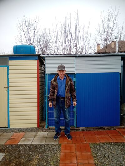  ,   Alex, 70 ,   c 