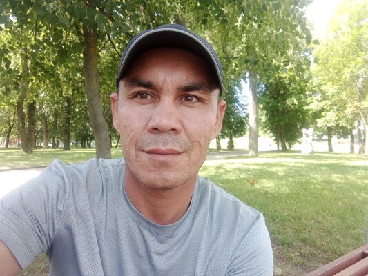  ,   Serdar, 37 ,  