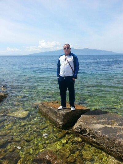  Azor,   Charlie, 64 ,   ,   