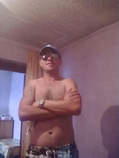  ,   Grek, 40 ,  