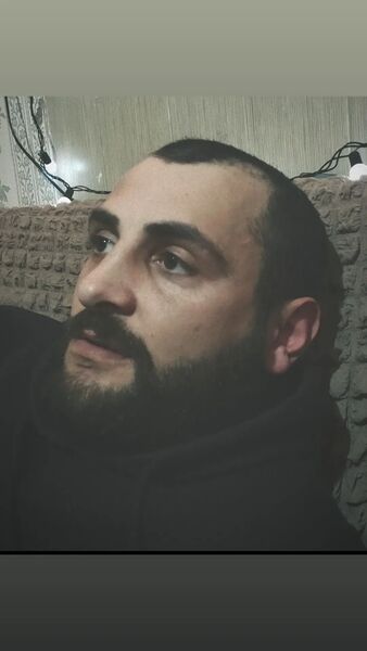  ,   Veka, 32 ,   ,   