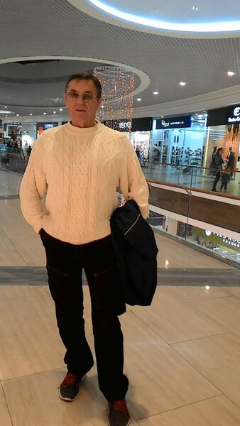  ,   Leonid, 60 ,   ,   , c 