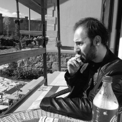  -,   Arshak, 32 ,   ,   , c 