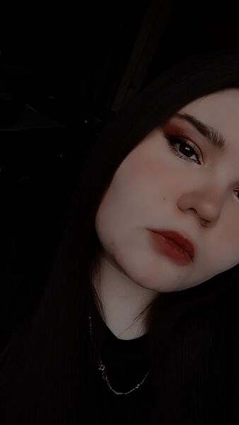  ,   Darya, 20 ,  