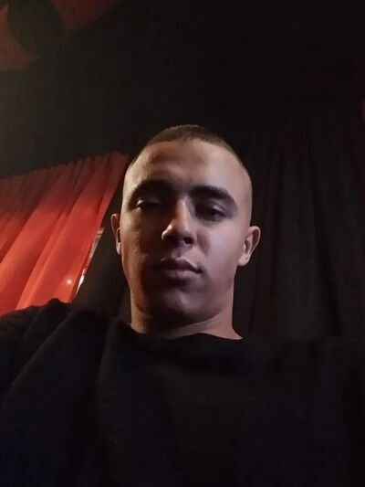  ,   Vany, 23 ,  