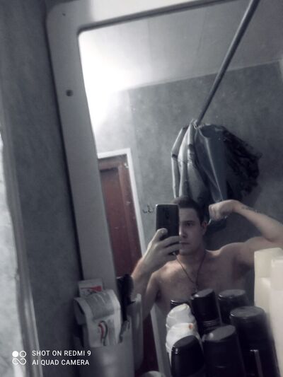  ,   Anton, 21 ,   ,   