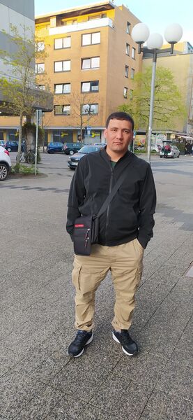  ,   Markus, 33 ,   ,   