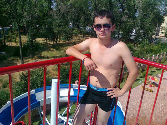  ,   Boynazar, 33 ,     , c 
