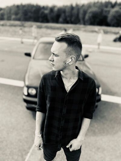  ,   Serge, 27 ,   ,   
