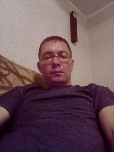  ,   Petr, 48 ,   ,   , c 