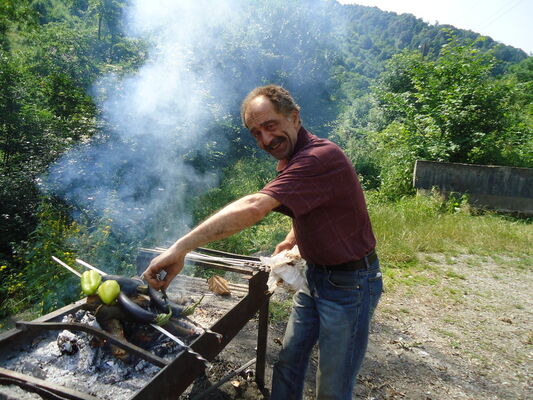  ,   Eduard, 58 ,   