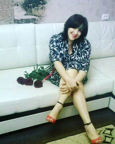  ,   Viktorija, 42 ,   ,   