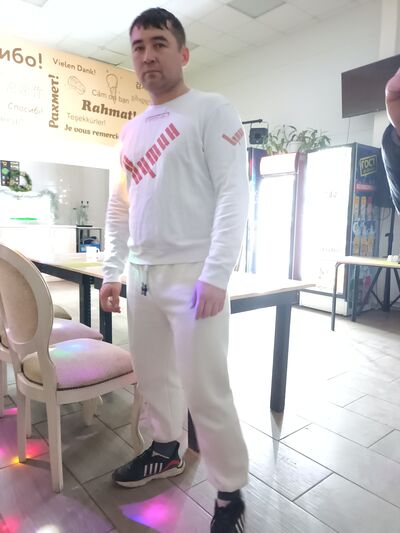  ,   Kolya, 36 ,   ,   
