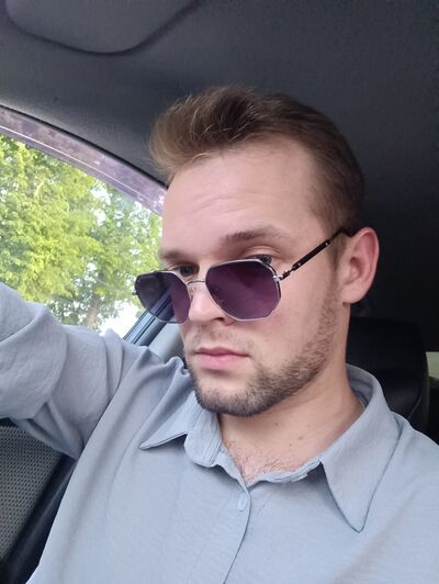  ,   Mihail, 24 ,   ,   