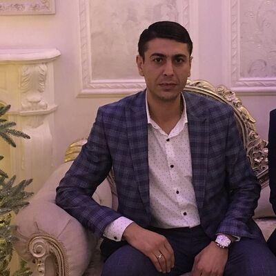  ,   Artur, 40 ,   ,   , c 